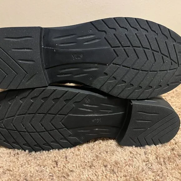 Tall Black Boots with calf elastic & cute buckle! Size 11 - Picture 9 of 10